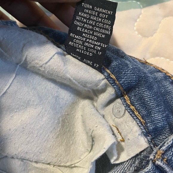 • Vanilla Star Mid Rise Pearl Skinny Jeans New Without Tags - Picture 13 of 13